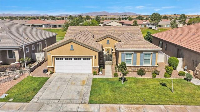 10927 Katepwa Street, Apple Valley, CA 92308