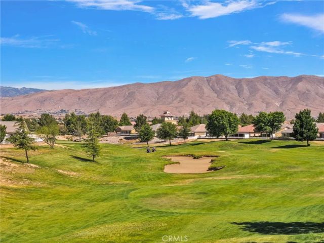 10927 Katepwa Street, Apple Valley, CA 92308