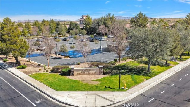 10927 Katepwa Street, Apple Valley, CA 92308
