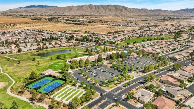 10927 Katepwa Street, Apple Valley, CA 92308