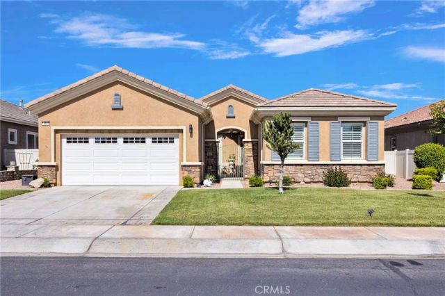 10927 Katepwa Street, Apple Valley, CA 92308
