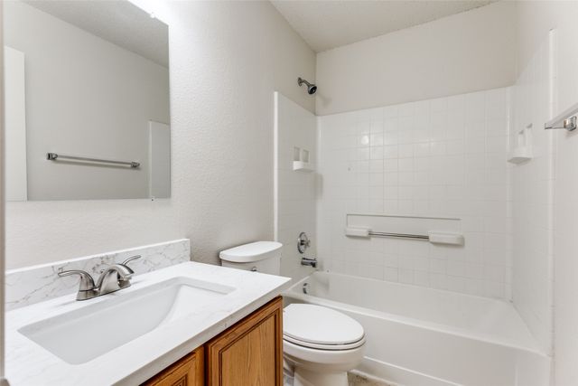4817 Waterford Drive, Fort Worth, TX 76179