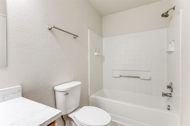 4817 Waterford Drive, Fort Worth, TX 76179
