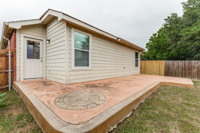 4817 Waterford Drive, Fort Worth, TX 76179