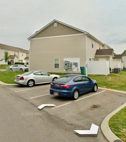 6008 Hillside Ln, Spring Hill, TN 37174