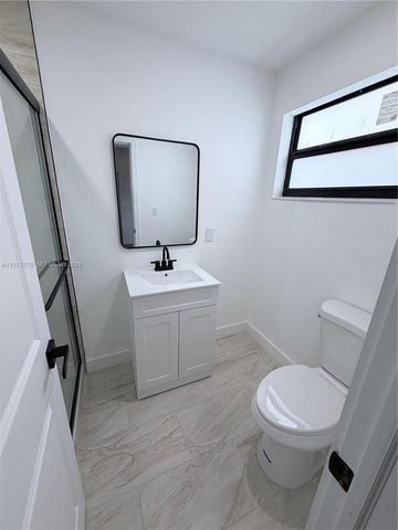 9381 SW 39th St 9383, Miami, FL 33165