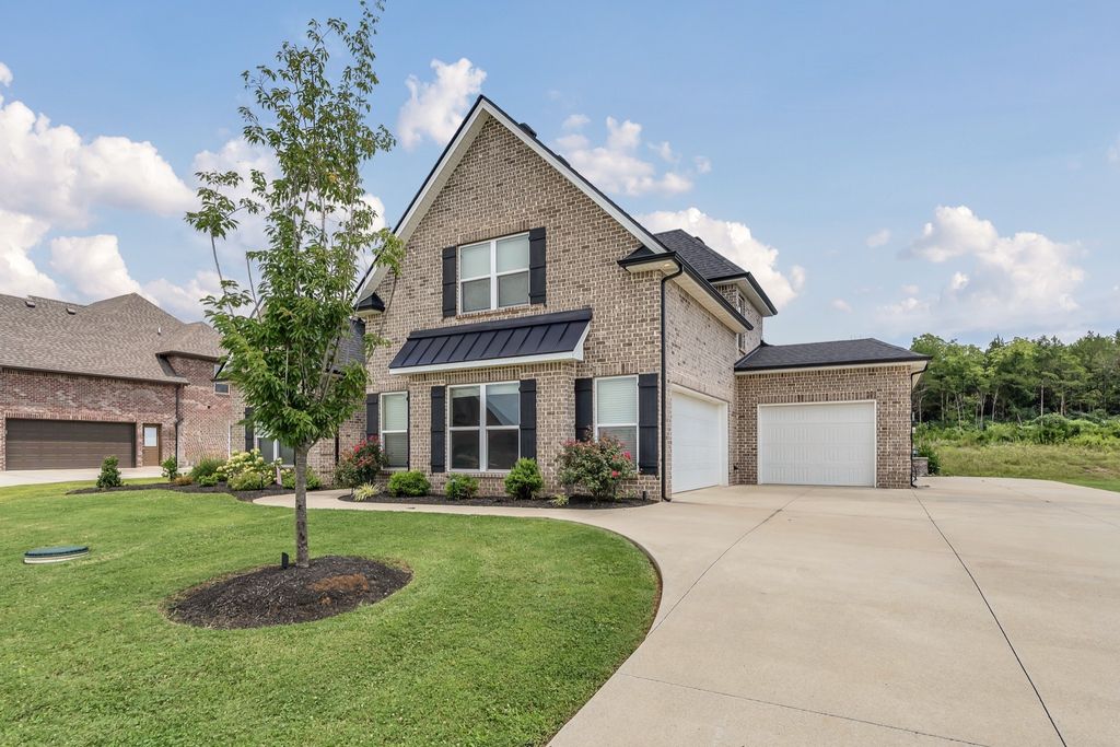 2802 Ella Louise Lane, Murfreesboro, TN 37130