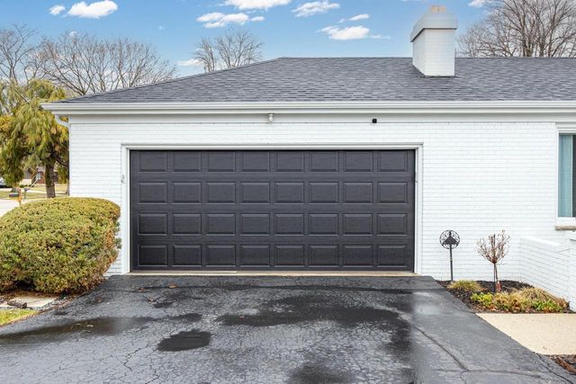 933 STARBOARD COURT, Oshkosh, WI 54901