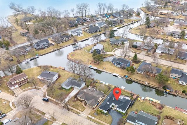 933 STARBOARD COURT, Oshkosh, WI 54901