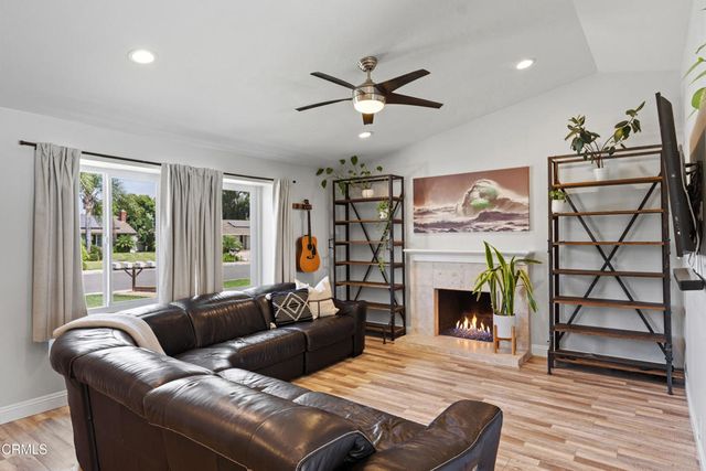 4552 Milpas Street, Camarillo, CA 93012
