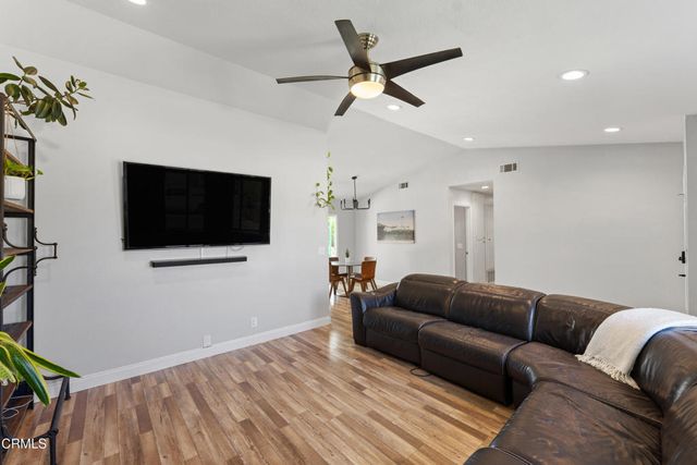 4552 Milpas Street, Camarillo, CA 93012
