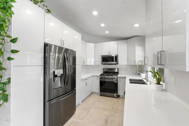4552 Milpas Street, Camarillo, CA 93012