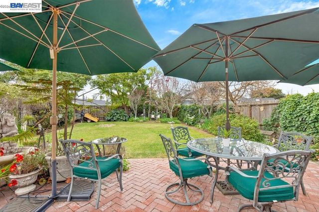 26589 Colette St, Hayward, CA 94544