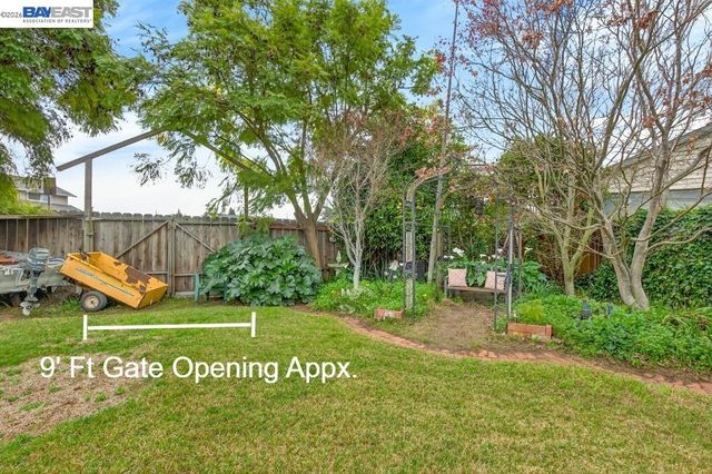 26589 Colette St, Hayward, CA 94544