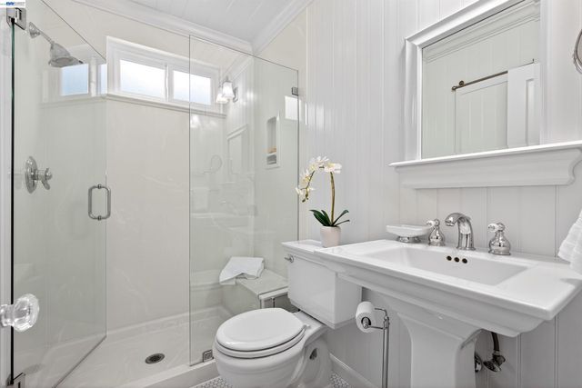 26589 Colette St, Hayward, CA 94544