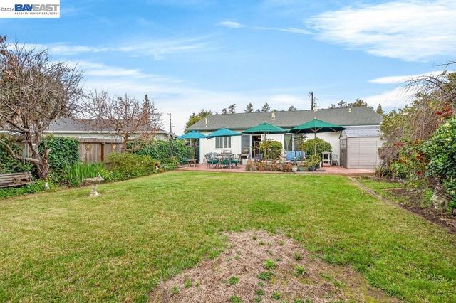26589 Colette St, Hayward, CA 94544