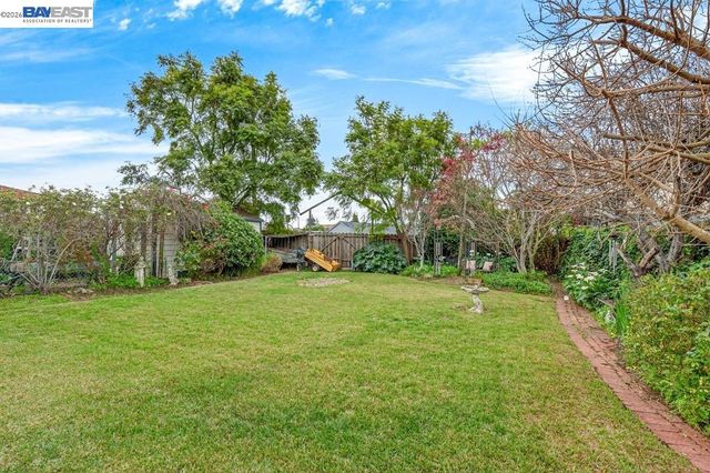 26589 Colette St, Hayward, CA 94544