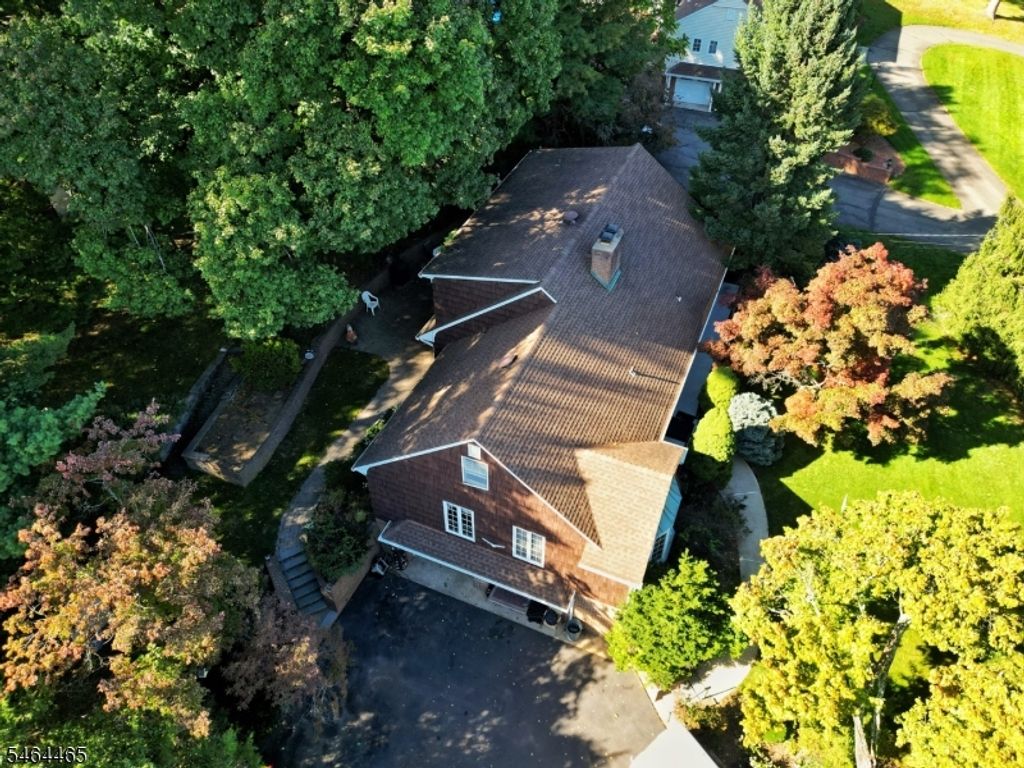 26 Faber Dr, Hawthorne Boro, NJ 07506 — exterior
