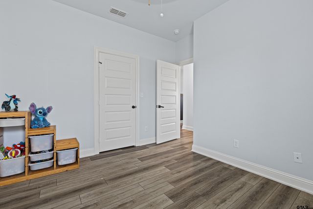 108 Hay Meadow, Winona, TX 75792