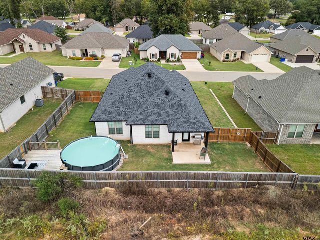 108 Hay Meadow, Winona, TX 75792