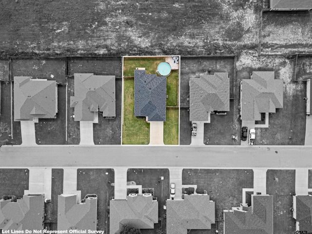 108 Hay Meadow, Winona, TX 75792