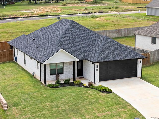 108 Hay Meadow, Winona, TX 75792