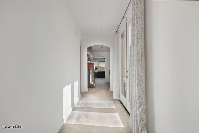 887 Coronado Circle, Santa Paula, CA 93060