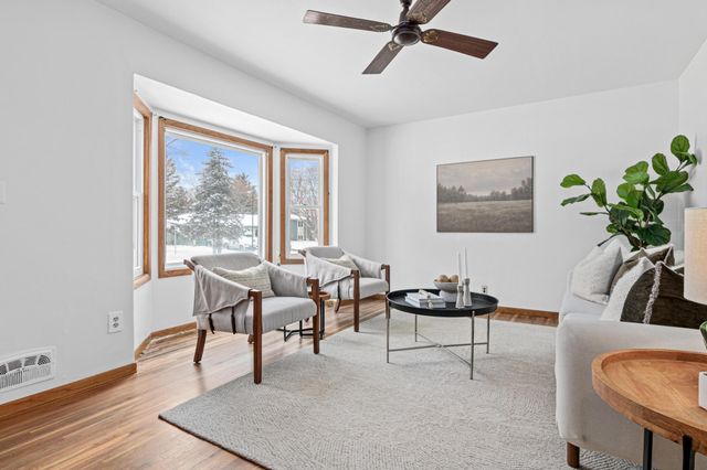 5762 Schutta Road, Shoreview, MN 55126