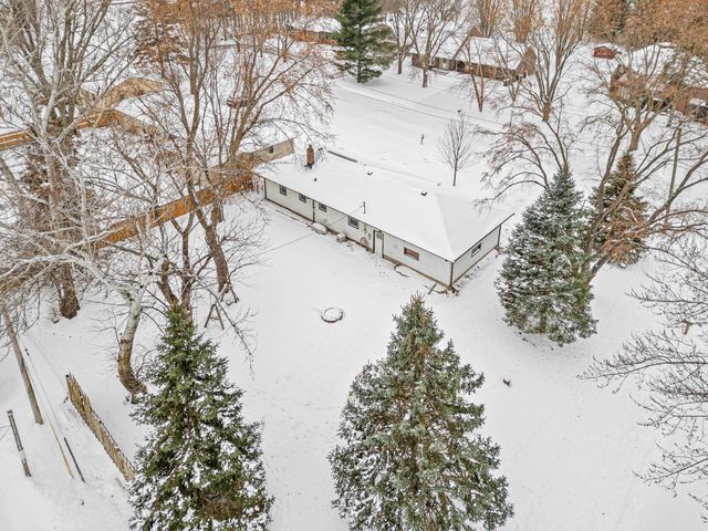5762 Schutta Road, Shoreview, MN 55126
