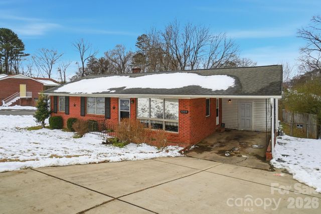 1203 S Myrtle School Road, Gastonia, NC 28052