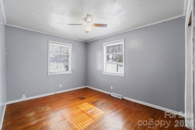 1203 S Myrtle School Road, Gastonia, NC 28052