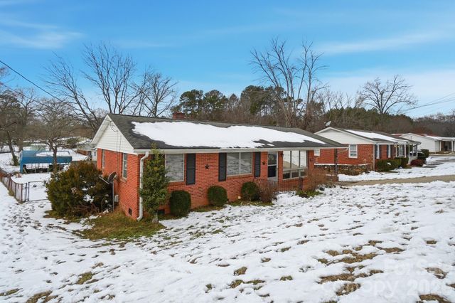 1203 S Myrtle School Road, Gastonia, NC 28052