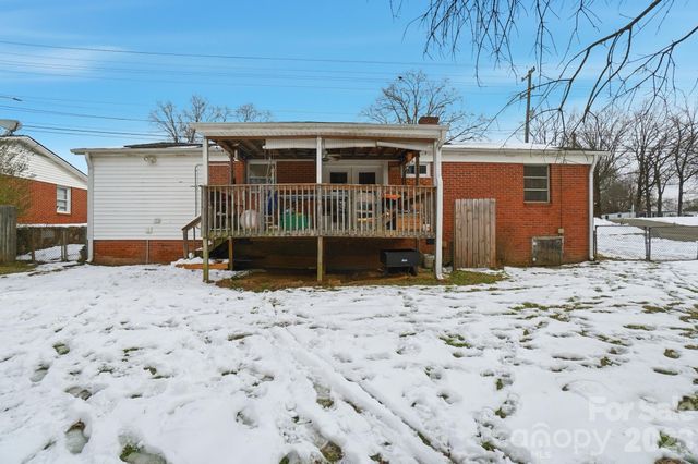 1203 S Myrtle School Road, Gastonia, NC 28052