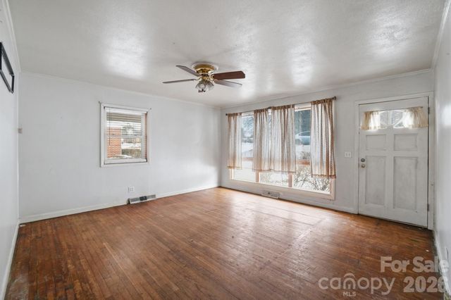 1203 S Myrtle School Road, Gastonia, NC 28052