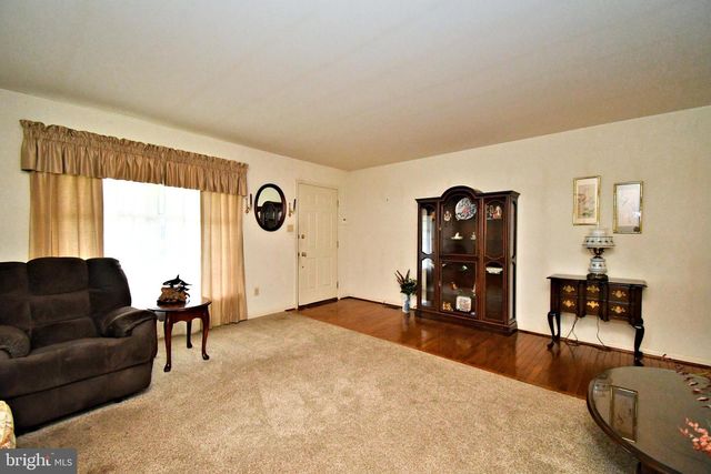 109 WINDING WAY, Telford, PA 18969