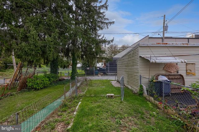 654 NEW HOLLAND AVE, Lancaster, PA 17602