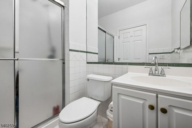 9 Tartan Dr, Bernards Twp., NJ 07920