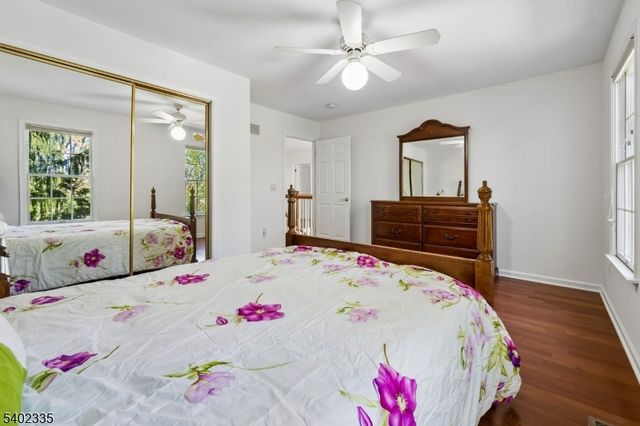 9 Tartan Dr, Bernards Twp., NJ 07920