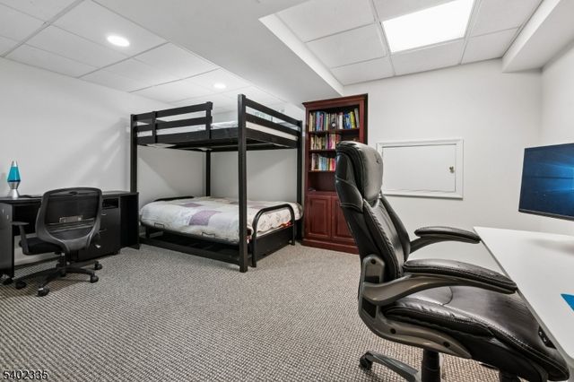 9 Tartan Dr, Bernards Twp., NJ 07920