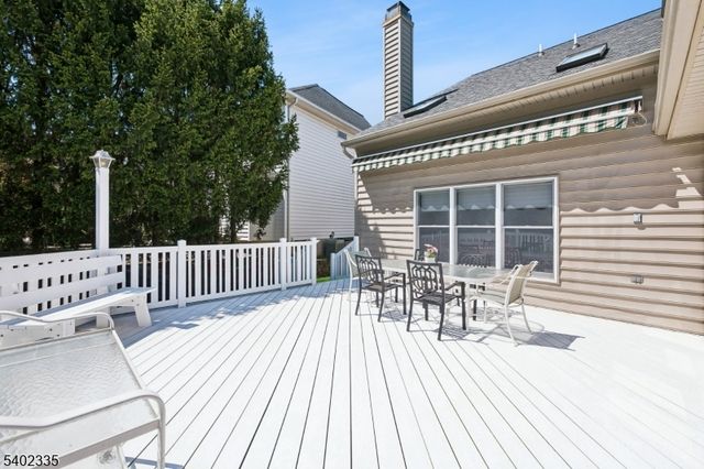 9 Tartan Dr, Bernards Twp., NJ 07920