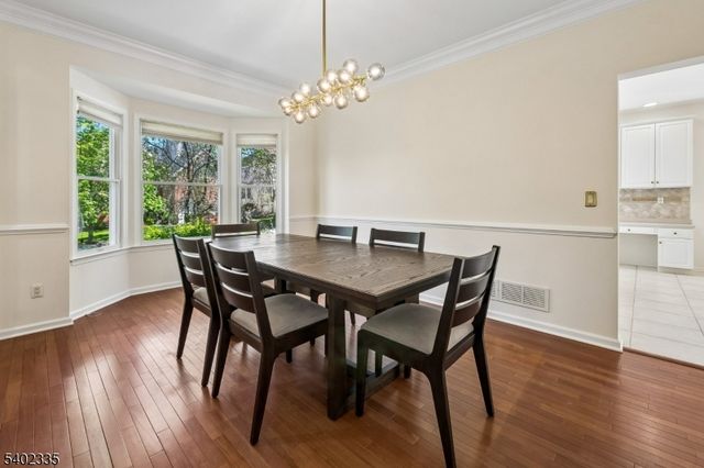 9 Tartan Dr, Bernards Twp., NJ 07920