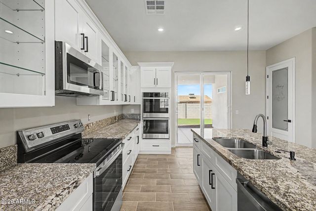 12576 W BENITO Drive, Arizona City, AZ 85123