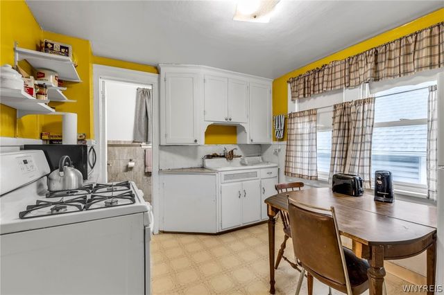 2140 Clinton Street, Cheektowaga, NY 14206