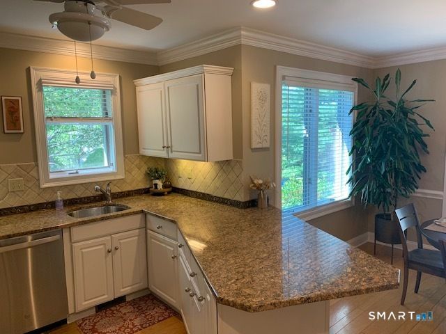 20 Madison Lane 20, Avon, CT 06001