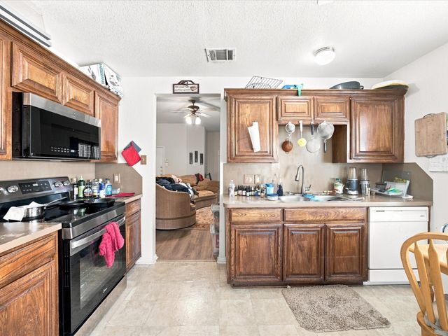 1011 Cruise Street, Denton, TX 76207