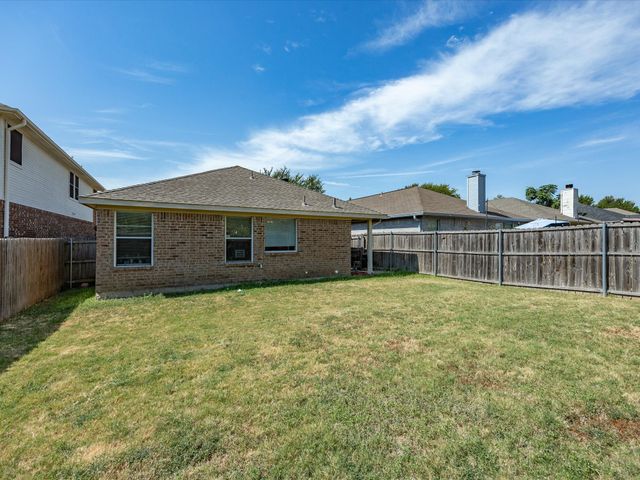 1011 Cruise Street, Denton, TX 76207