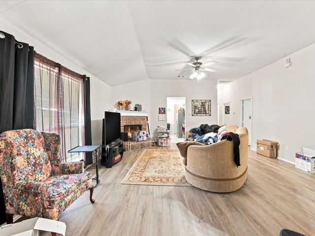 1011 Cruise Street, Denton, TX 76207