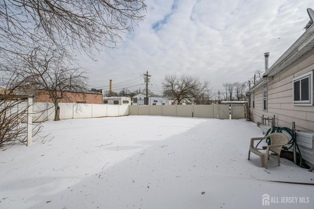 131 Stokes Avenue, Ewing, NJ 08638