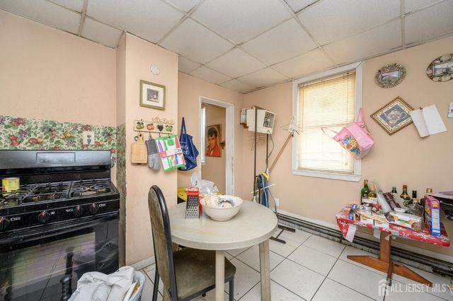 131 Stokes Avenue, Ewing, NJ 08638