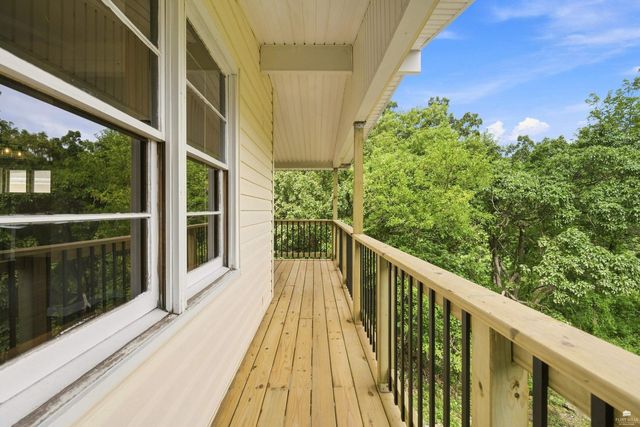 3116 Oak Shores Road, Manhattan, KS 66503